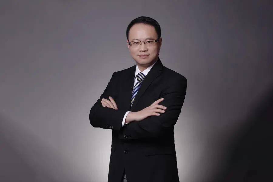云通讯行业大浪淘沙，贴近客户需求终能笑到最后