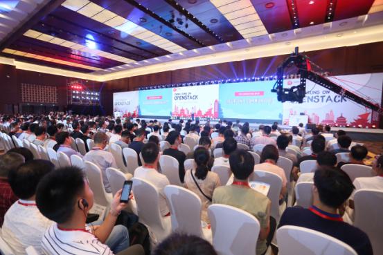 OpenStack盛会完美收官 九州云6大精彩议题分享开源实践