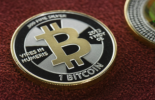 想要玩转比特币,需要了解它背后的区块链技术