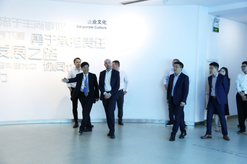 丹麦驻上海总领事林朗一行莅临丰尚参观调研