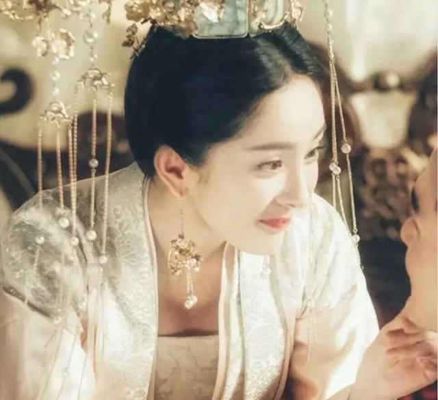 某某软件怎么玩 玩图软件怎么照片留白