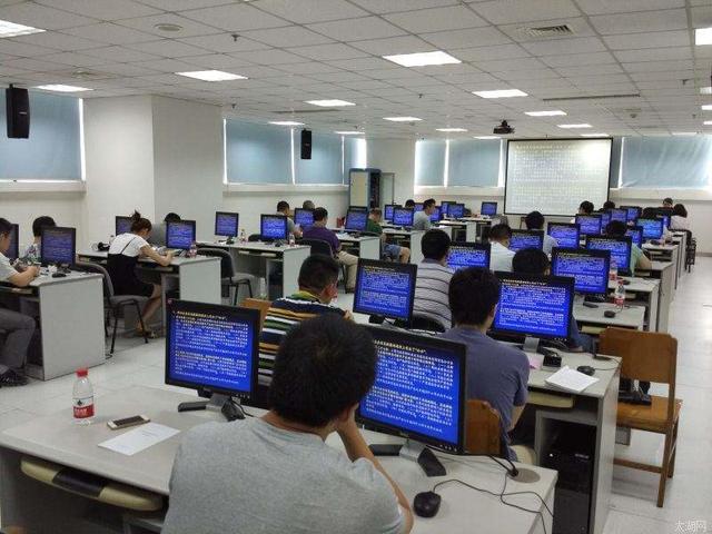 java软件工程师工作干什么 java软件工程师
