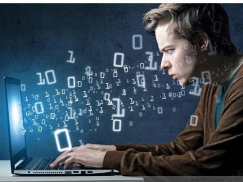 软件测试和UI设计哪个前景好 软件测试和运维哪个好