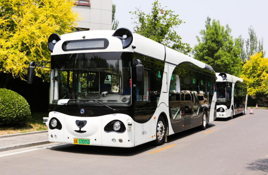 深兰科技熊猫智能公交车斩获公交客车创新产品大奖